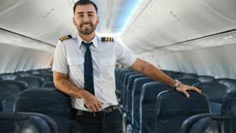11 Ways to Contact Expedia: How to Reach the Right Department