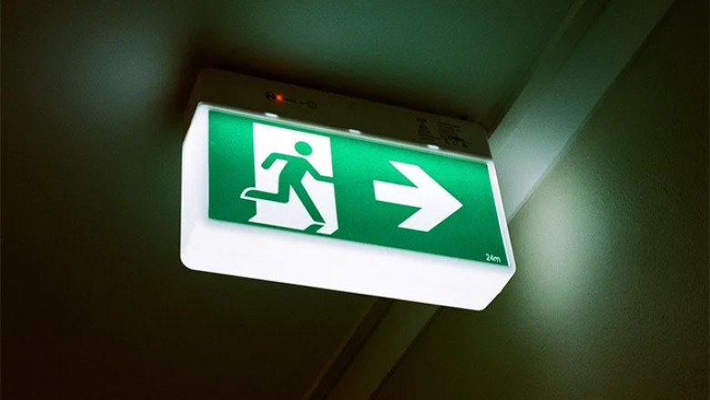 Wayfinding That Works: Why Your Business Needs Custom Directional Signage