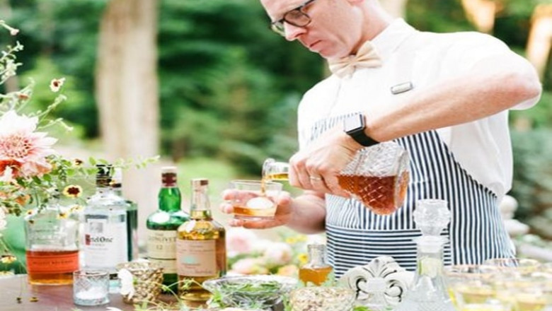 Creating Buzz with Exceptional Bartending Services: Bartenders for Hire