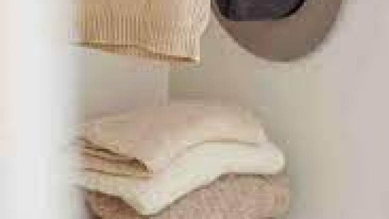 Fabric Freshener Market Drivers and Challenges in Retail and Ecommerce Growth Globally