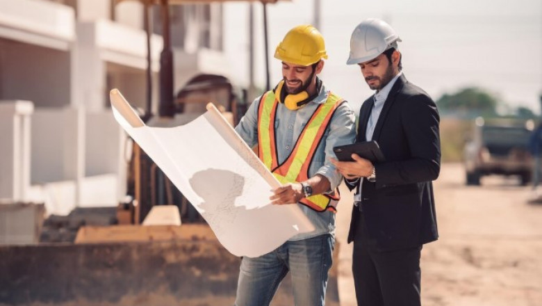 How a Licensed Land Surveyor Resolves Property Line Disputes